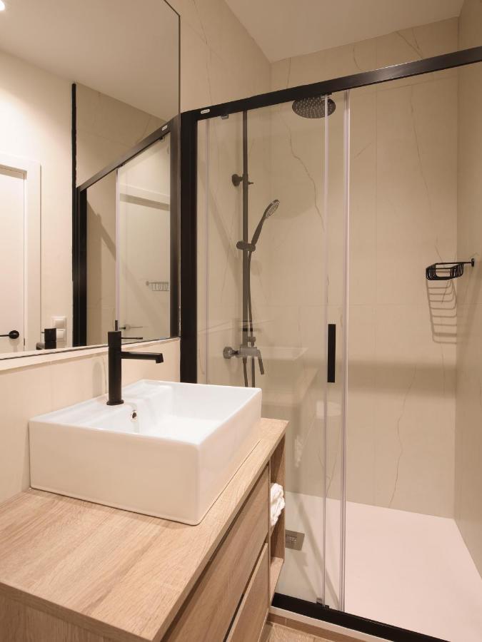 Luxury Flat Next To Gran Via Madrid Lägenhet Exteriör bild